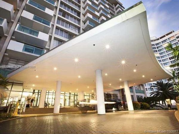 1000 West Ave , Unit PH32, Miami Beach, FL 33139