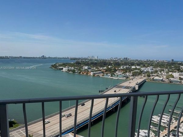 7601 E Treasure Dr , Unit 2115, North Bay Village, FL 33141