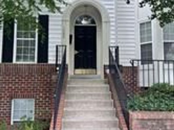 1588 LEEDS CASTLE DRIVE, Unit 101, VIENNA, VA 22182