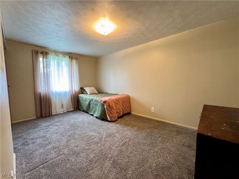 360 Trump Avenue NE, East Canton, OH 44730 Photo 14