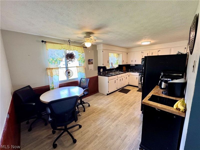 360 Trump Avenue NE, East Canton, OH 44730 Photo 9