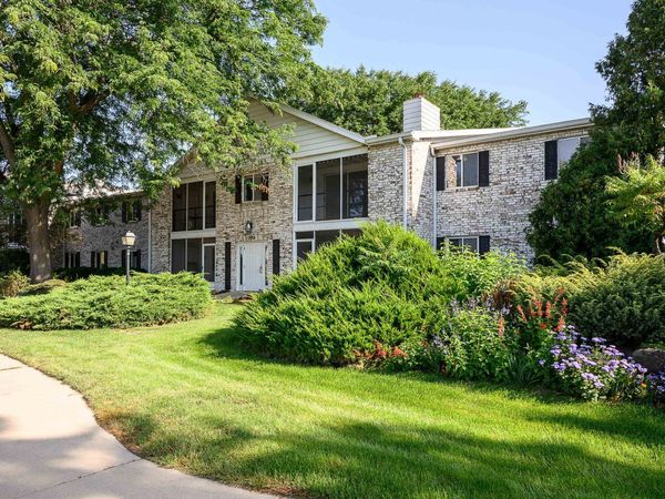 1506 Wheeler Road, Unit F, Madison, WI 53704