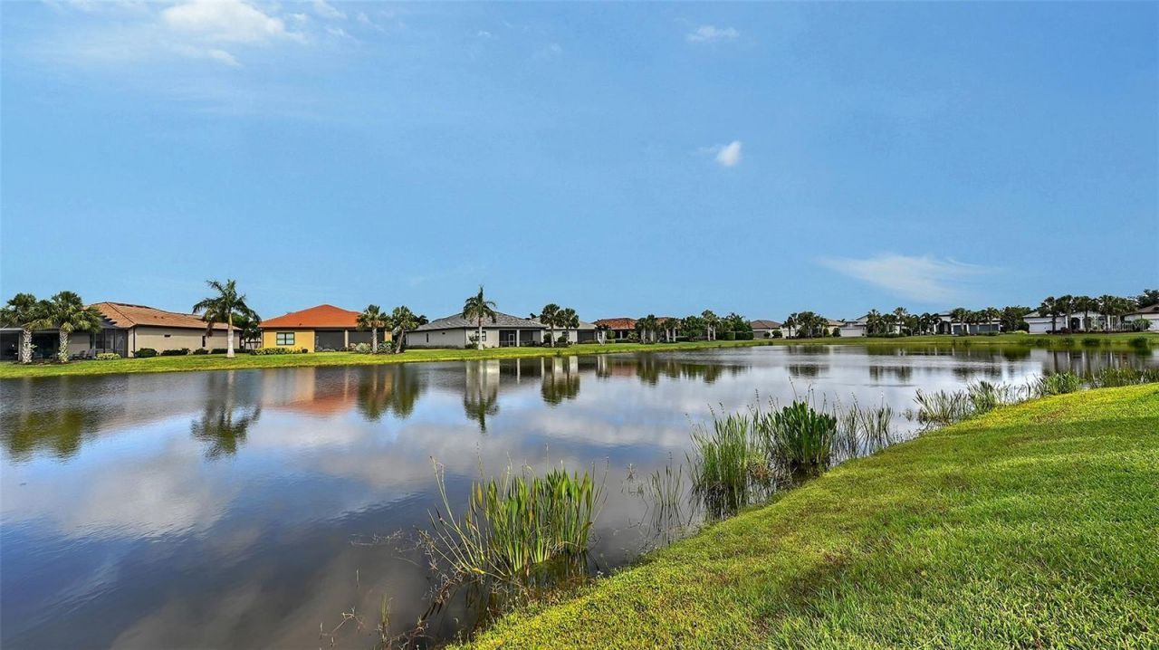7636 Kirkland Cove, Lakewood Ranch, FL 34202 Photo