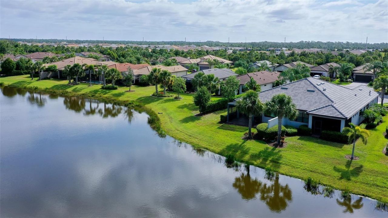 7636 Kirkland Cove, Lakewood Ranch, FL 34202 Photo