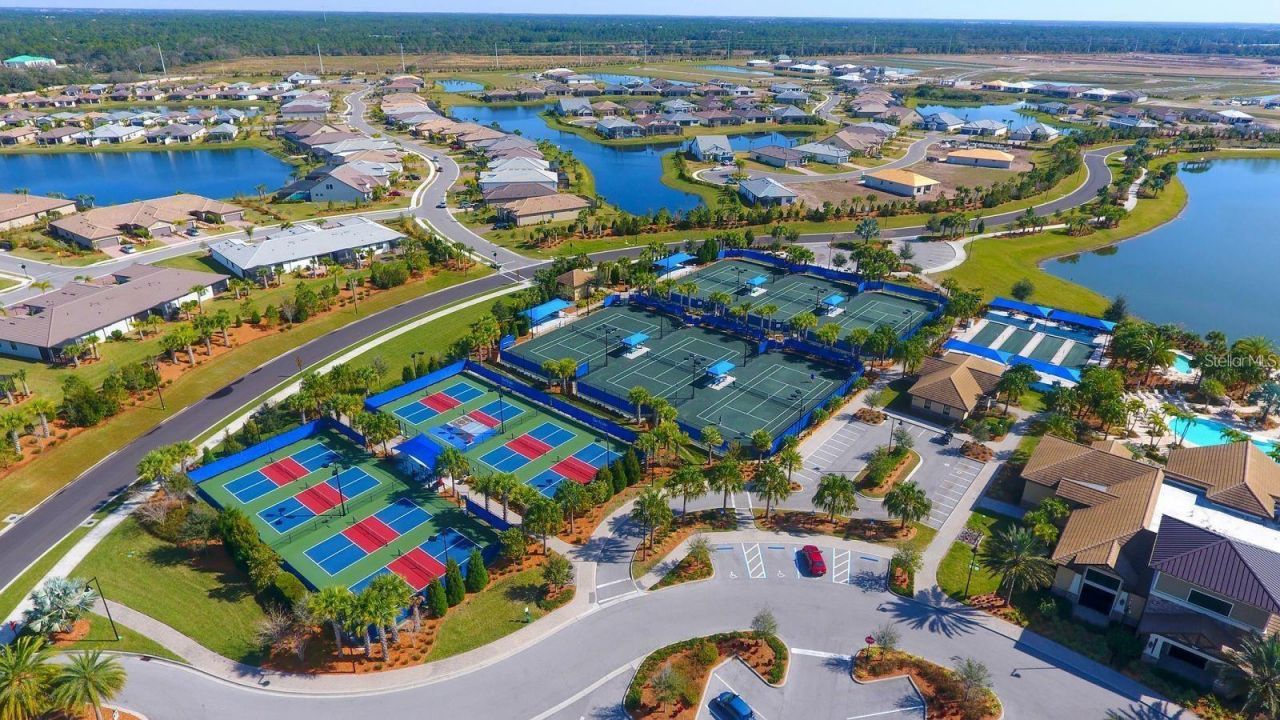 7636 Kirkland Cove, Lakewood Ranch, FL 34202 Photo