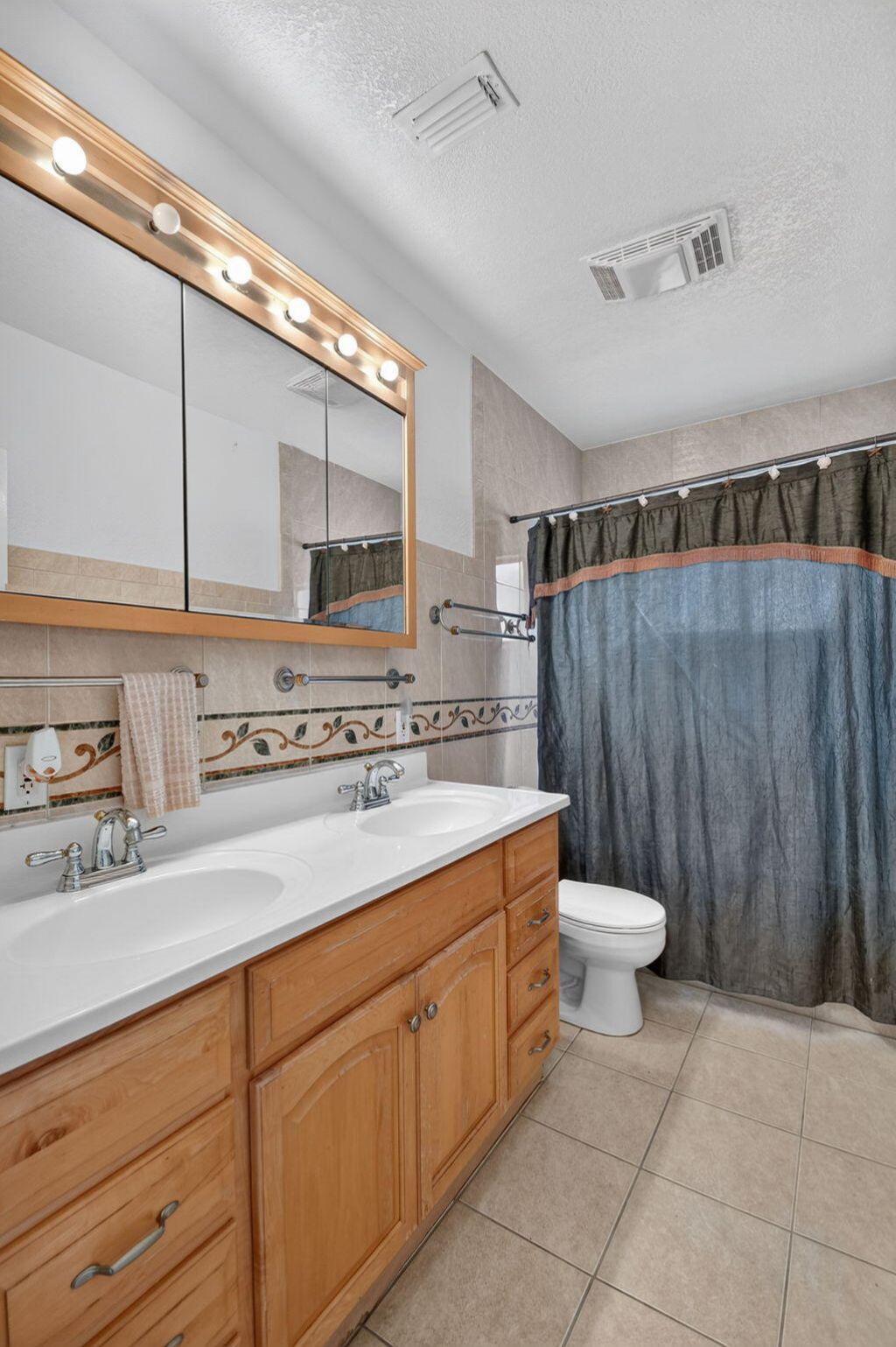 111 Vassar Drive, Lake Worth Beach, FL 33460 Photo