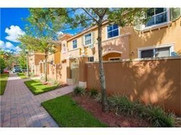 626 SW 106TH Avenue, Unit 1512, Pembroke Pines, FL 33025
