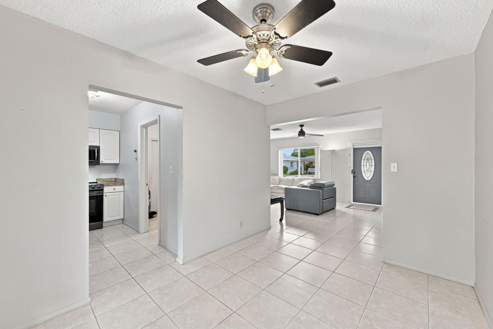 7104 NW 70th Court, Tamarac, FL 33321 Photo