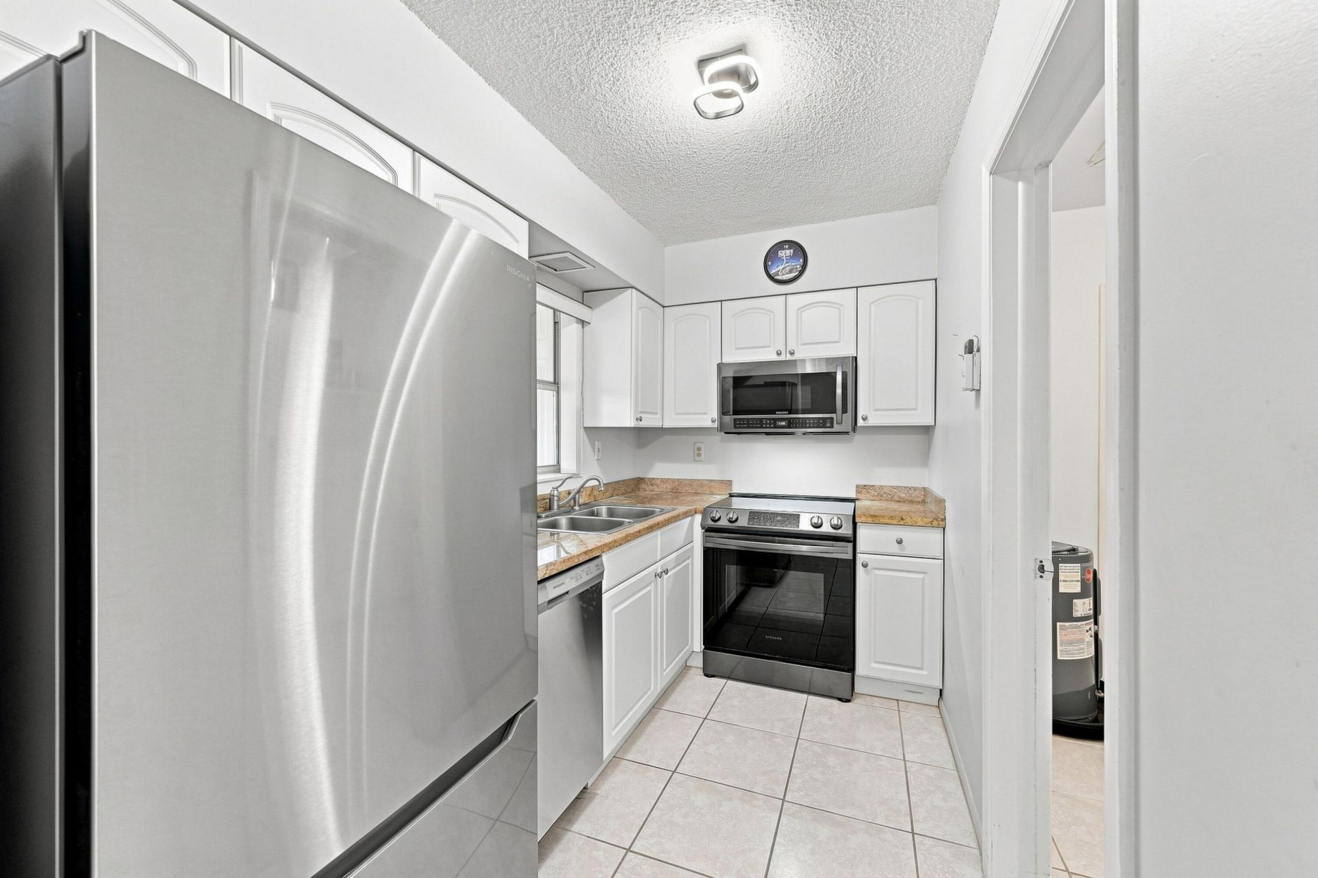 7104 NW 70th Court, Tamarac, FL 33321 Photo
