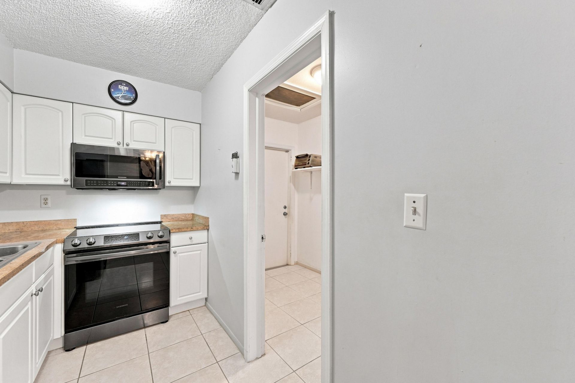 7104 NW 70th Court, Tamarac, FL 33321 Photo