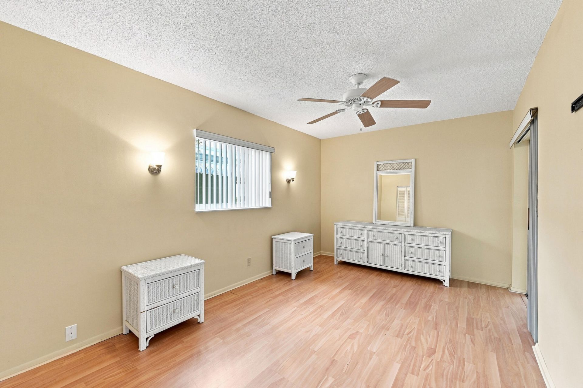 7104 NW 70th Court, Tamarac, FL 33321 Photo