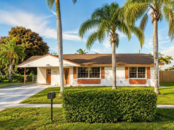 330 W 22ND Court, Riviera Beach, FL 33404