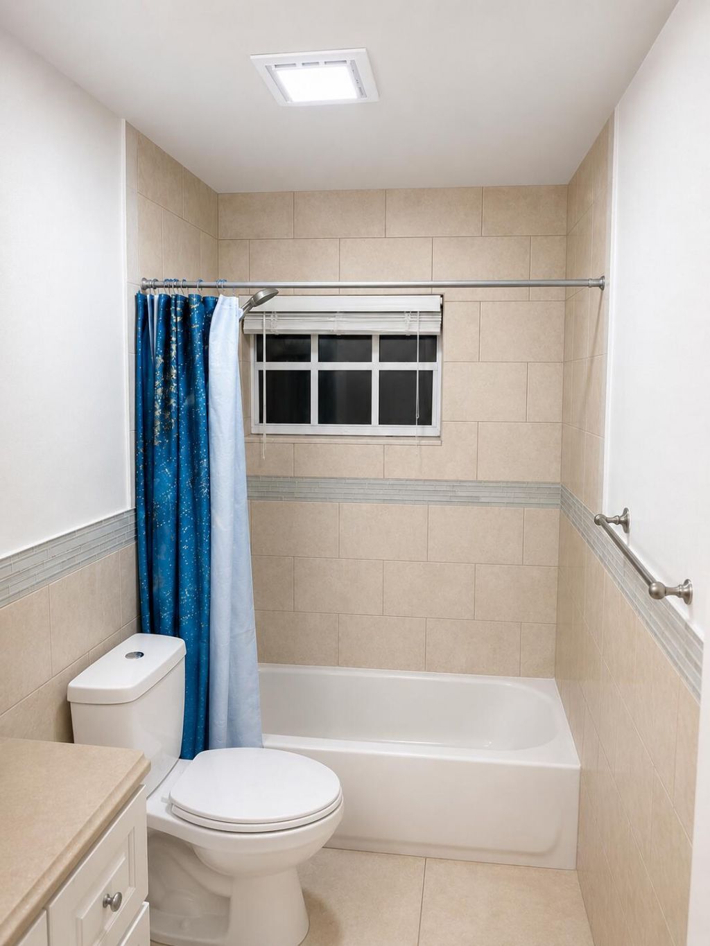 330 W 22nd Court, Riviera Beach, FL 33404 Photo