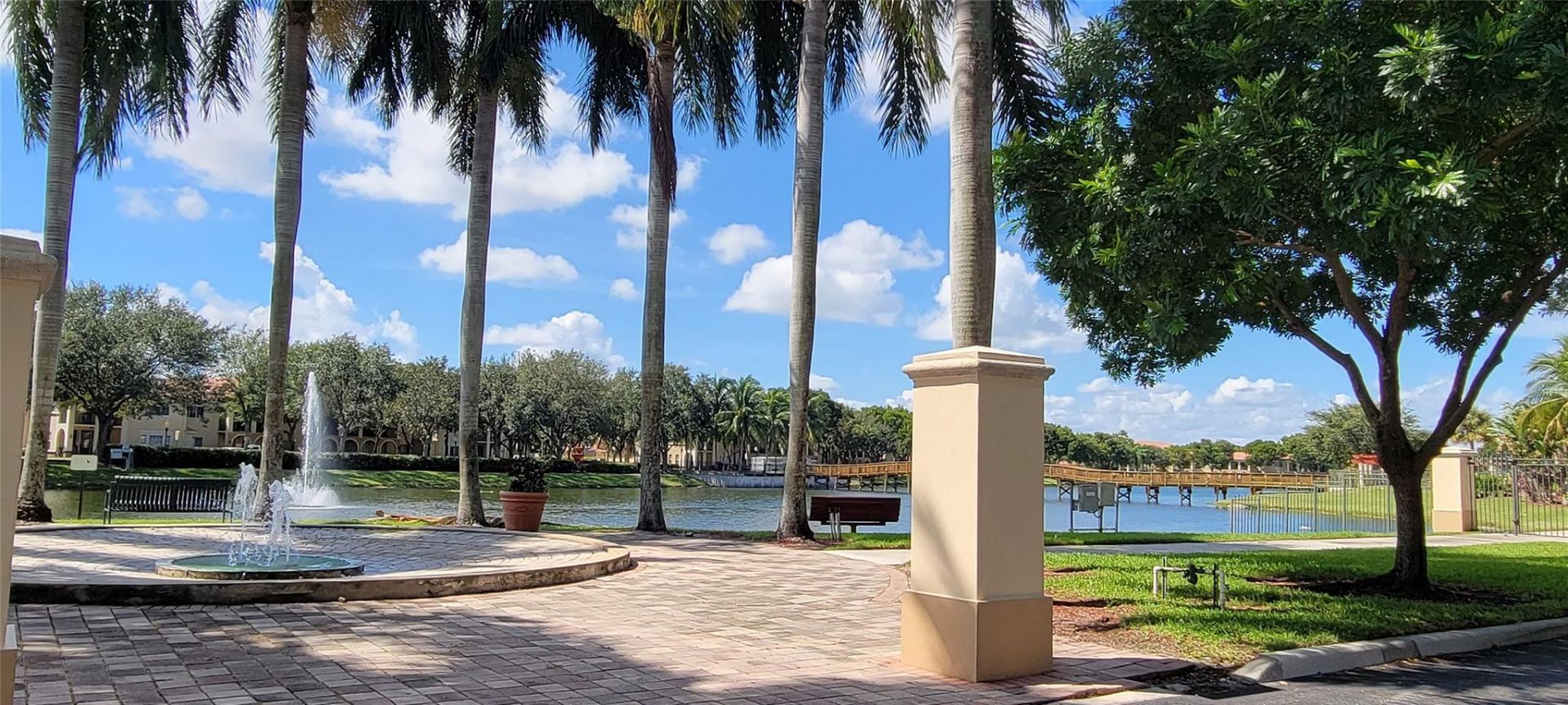 2496 Centergate Drive, Unit 203, Miramar, FL 33025 Photo