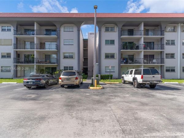 8101 SW 72nd Ave , Unit 123W, Miami, FL 33143