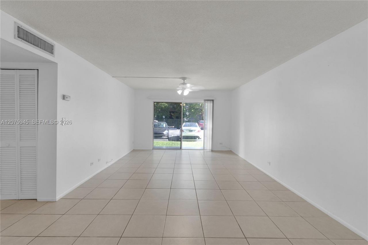 8101 SW 72nd Ave , Unit 123W, Miami, FL 33143 Photo