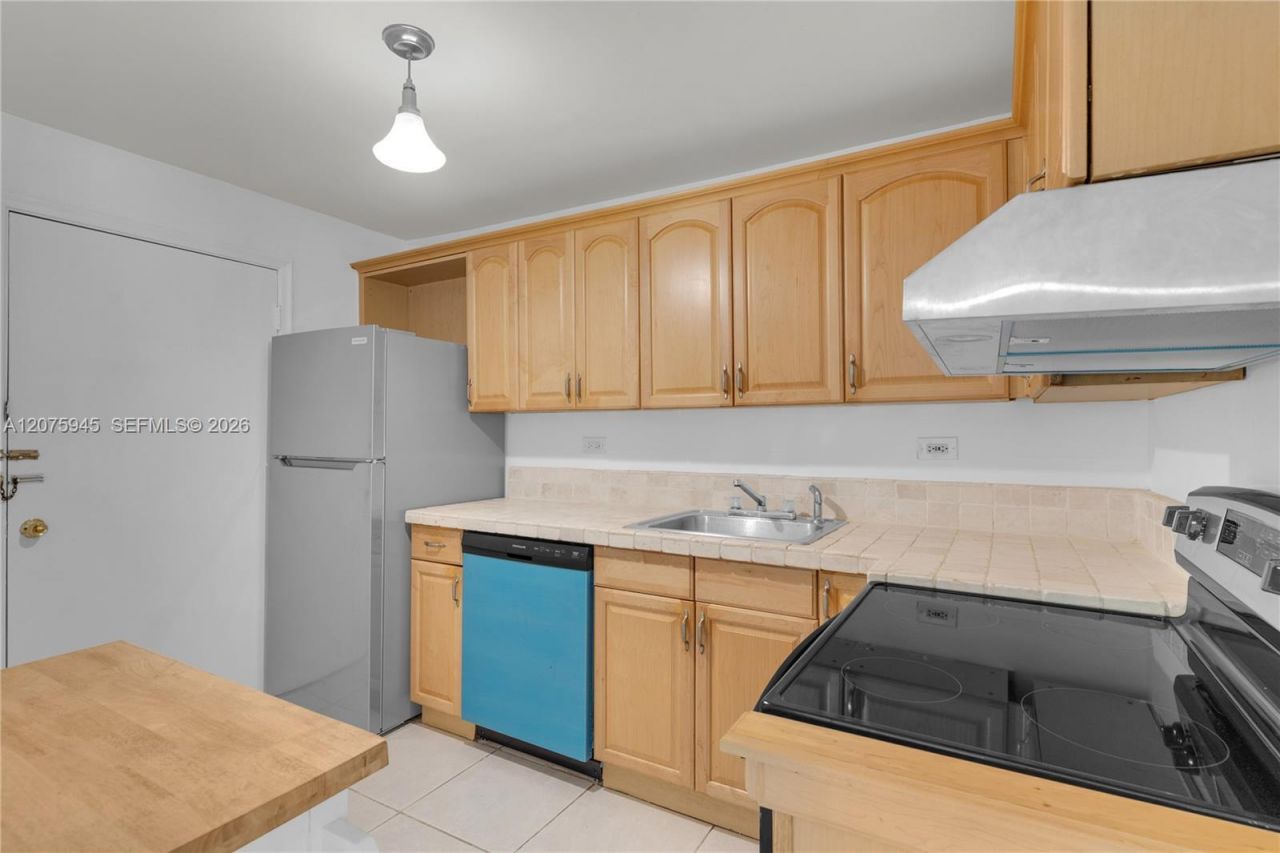 8101 SW 72nd Ave , Unit 123W, Miami, FL 33143 Photo