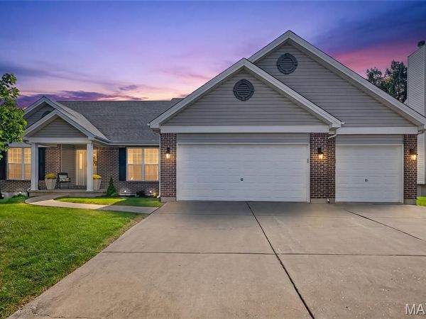 1314 Brighton Crest Drive, O'Fallon, MO 63366