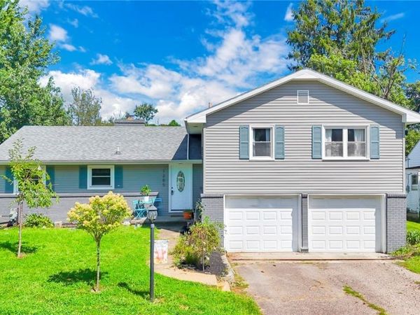 1285 Military Road , Zanesville, OH 43701