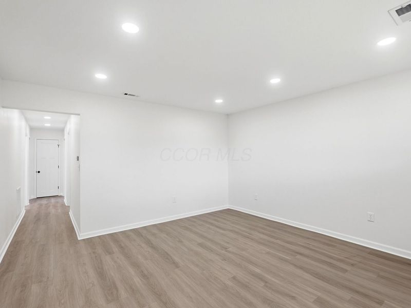 545 South Street , Delaware, OH 43015 Photo 6