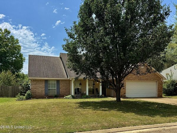 895 Windward Drive, Richland, MS 39218