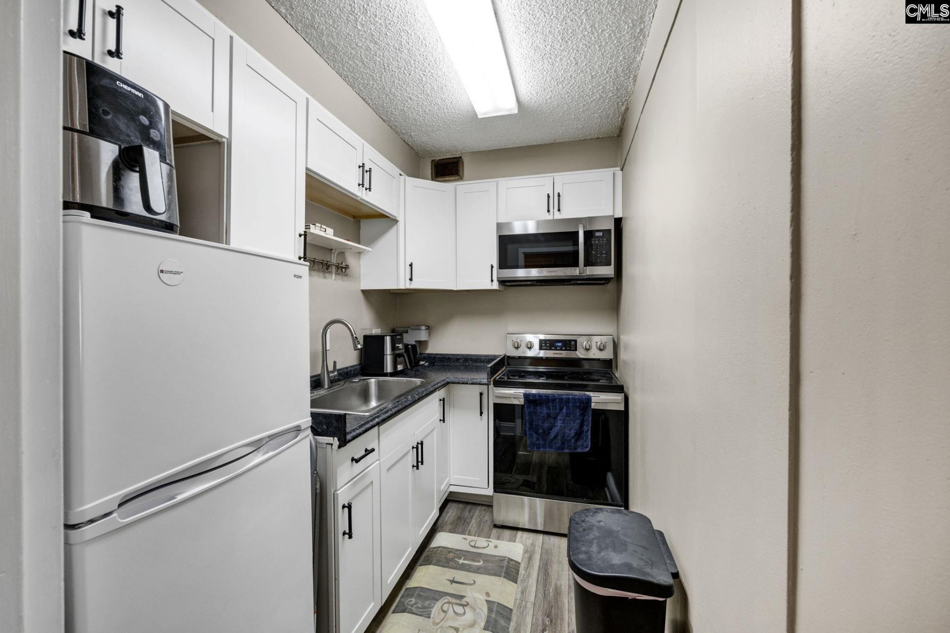 1520 Senate Street  Photo 10