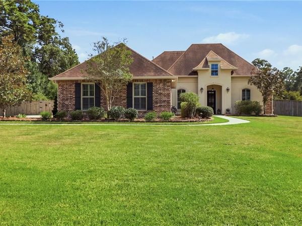 408 LONG LAKE Drive, Covington, LA 70435