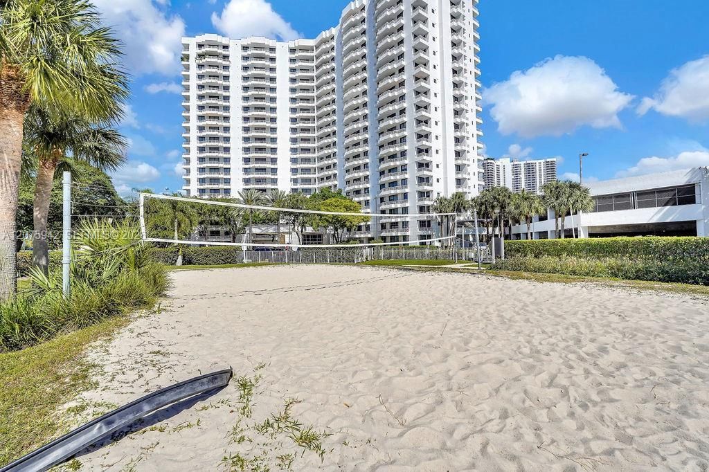 3300 NE 191st St , Unit LP03, Aventura, FL 33180 Photo