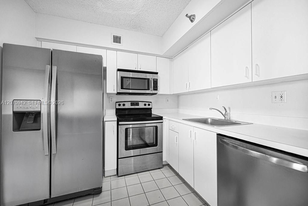 3300 NE 191st St , Unit LP03, Aventura, FL 33180 Photo