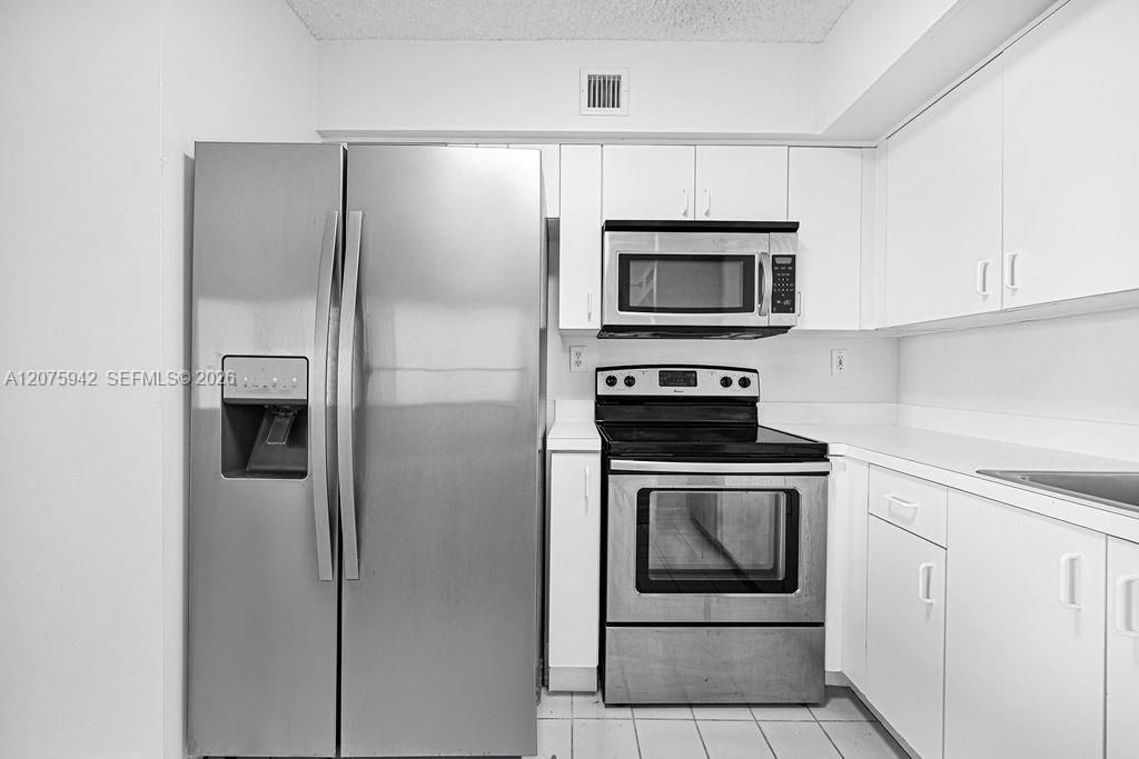 3300 NE 191st St , Unit LP03, Aventura, FL 33180 Photo