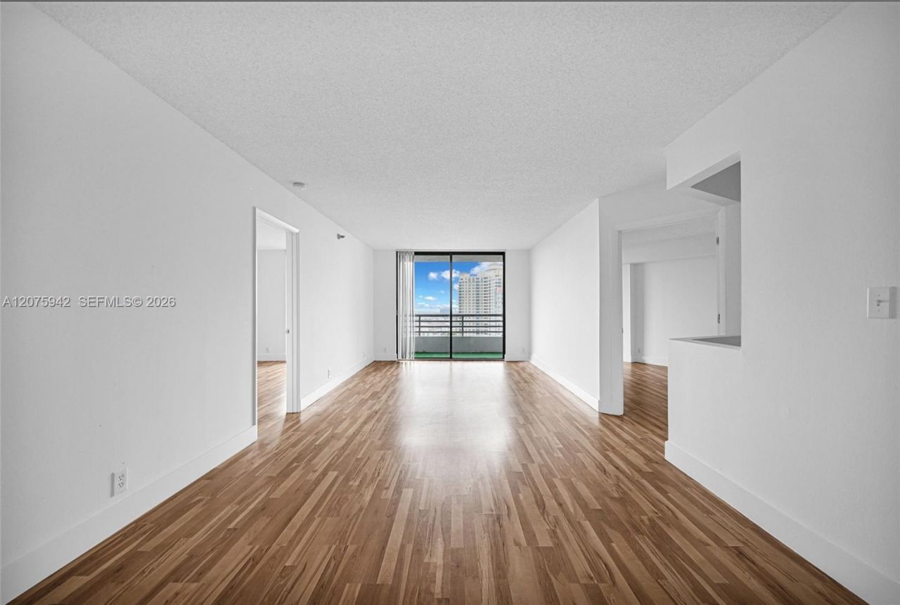 3300 NE 191st St, Unit LP03, Aventura, FL 33180 Photo