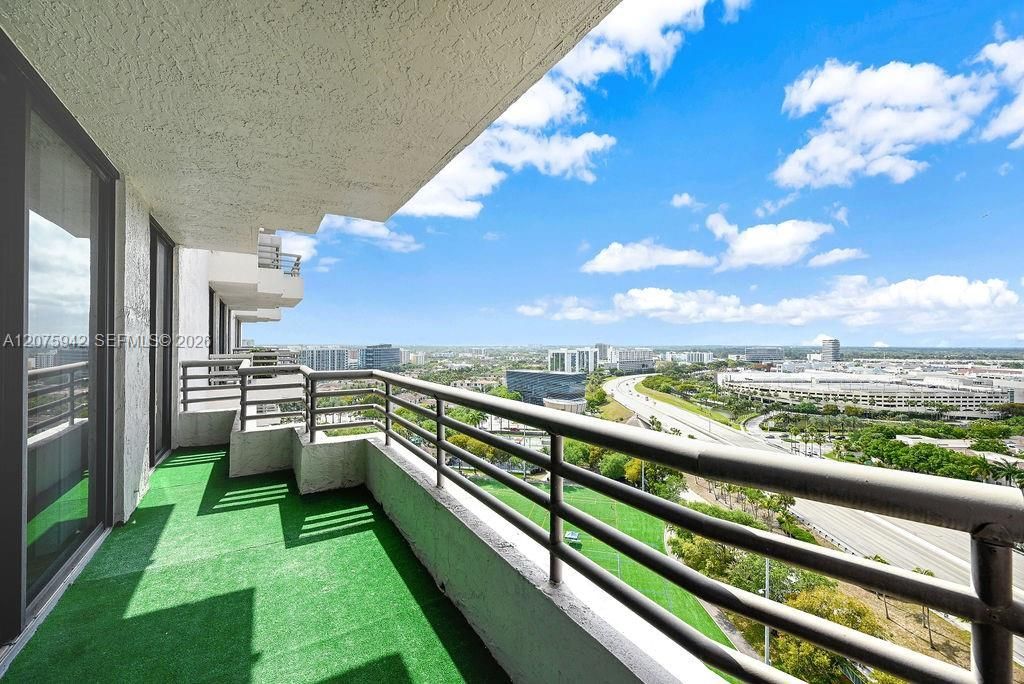 3300 NE 191st St , Unit LP03, Aventura, FL 33180 Photo