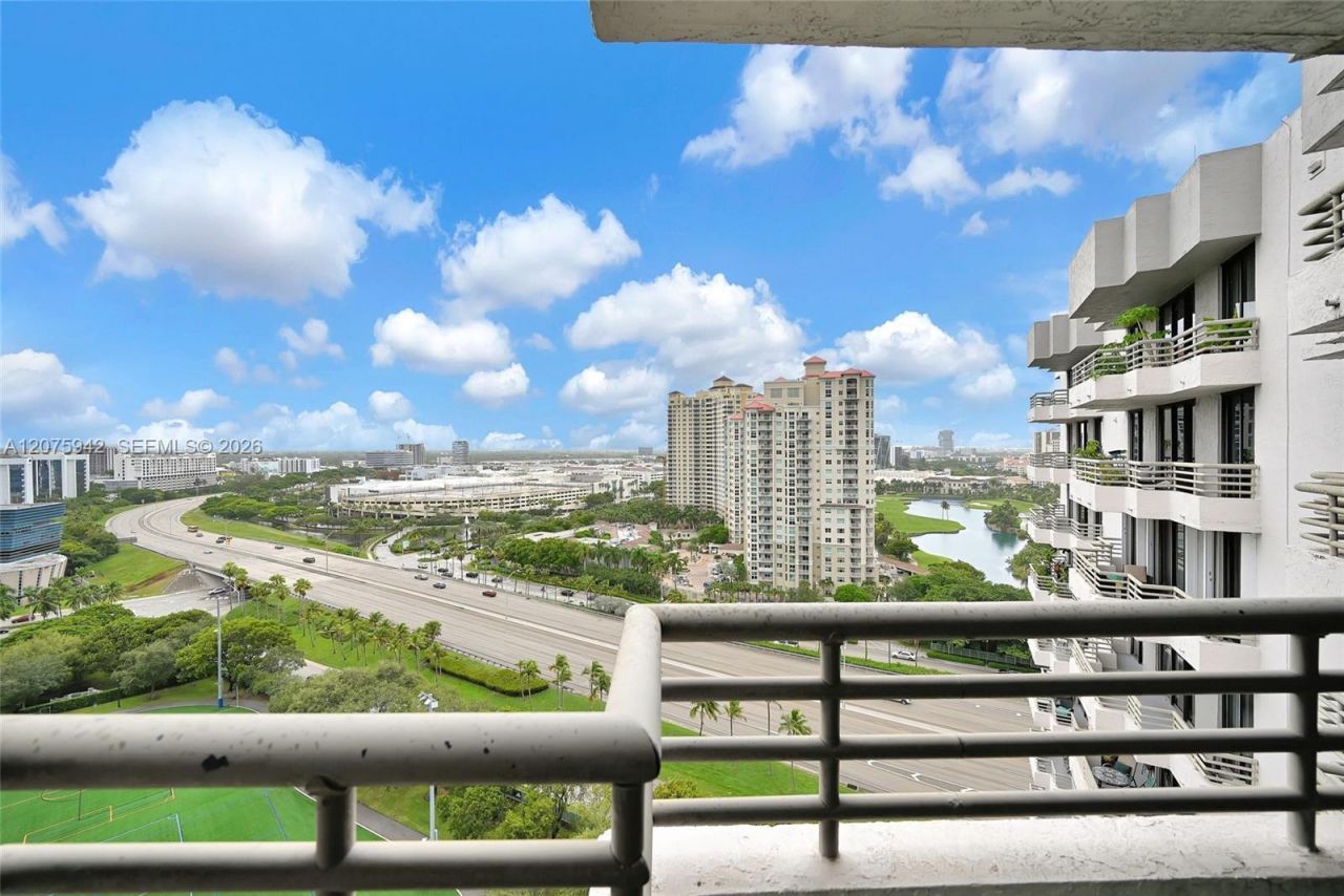 3300 NE 191st St, Unit LP03, Aventura, FL 33180 Photo