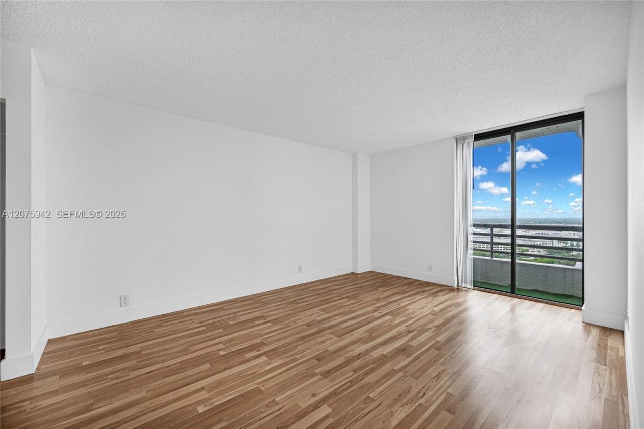 3300 NE 191st St, Unit LP03, Aventura, FL 33180 Photo