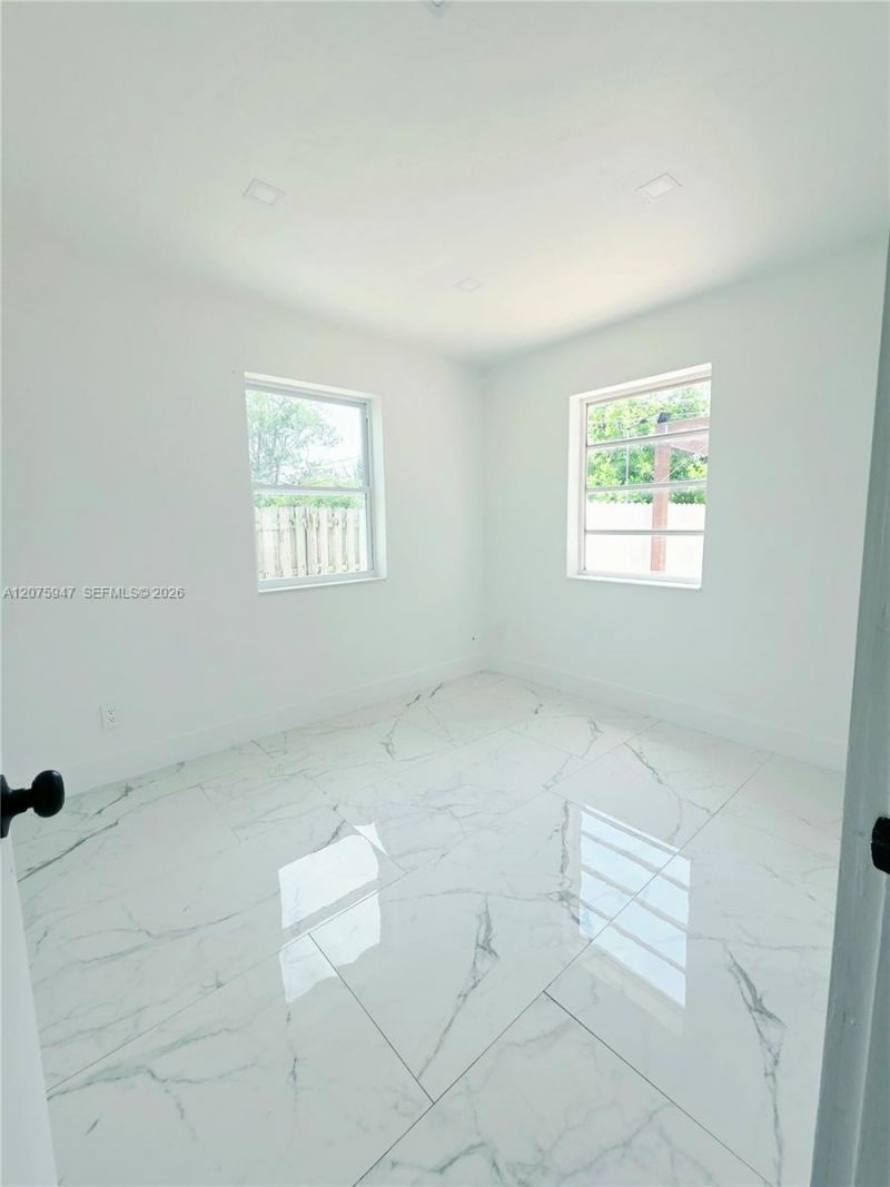 5301 NE 17th Ave, Unit -, Pompano Beach, FL 33064 Photo
