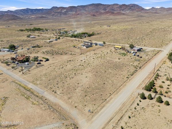 4845 Raindance Road, Stagecoach, NV 89429