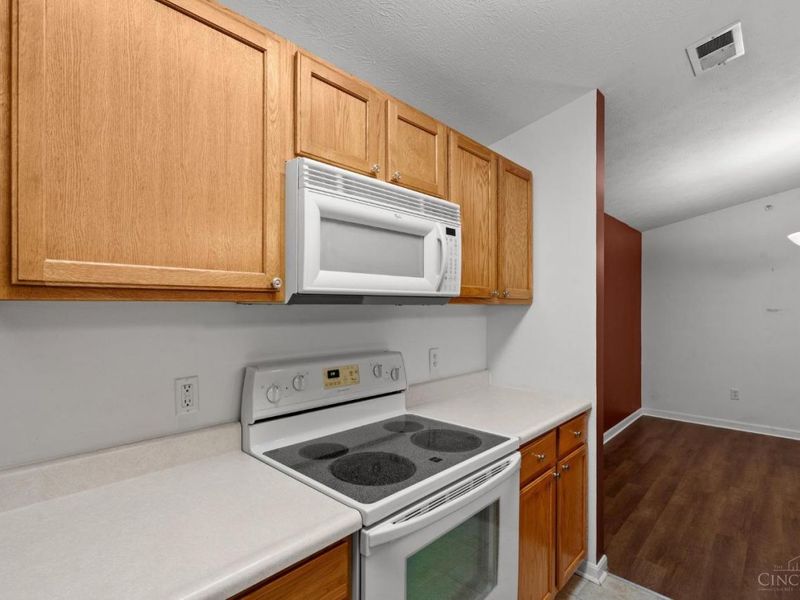 1720 Waterstone Boulevard, Unit 311, Miamisburg, OH 45342 Photo 16