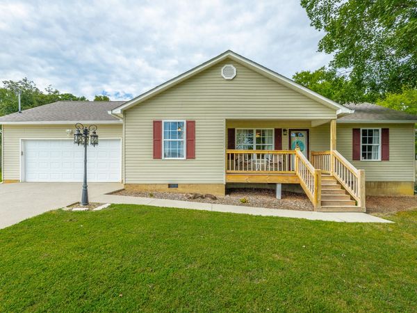 696 Taylor Broome Road, Chickamauga, GA 30707