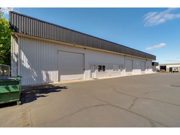 4224 W 7TH AVE, Unit 3, Eugene, OR 97402