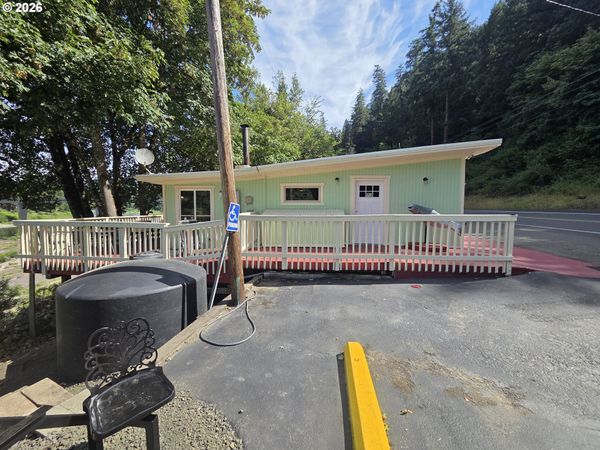 11424 HIGHWAY 138, Oakland, OR 97462