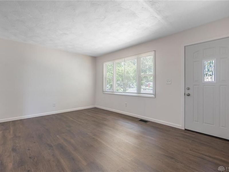 1800 Clarissa Avenue, Kettering, OH 45429 Photo 8