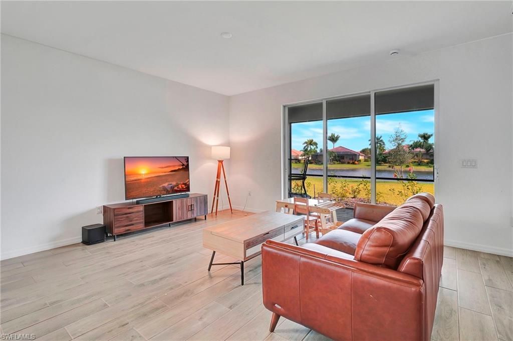 2301 Avocado Ln, Naples, FL 34120 Photo