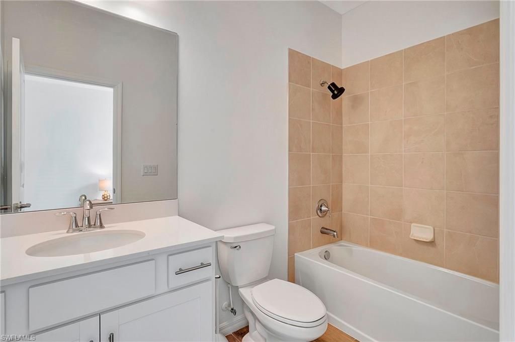 2301 Avocado Ln, Naples, FL 34120 Photo