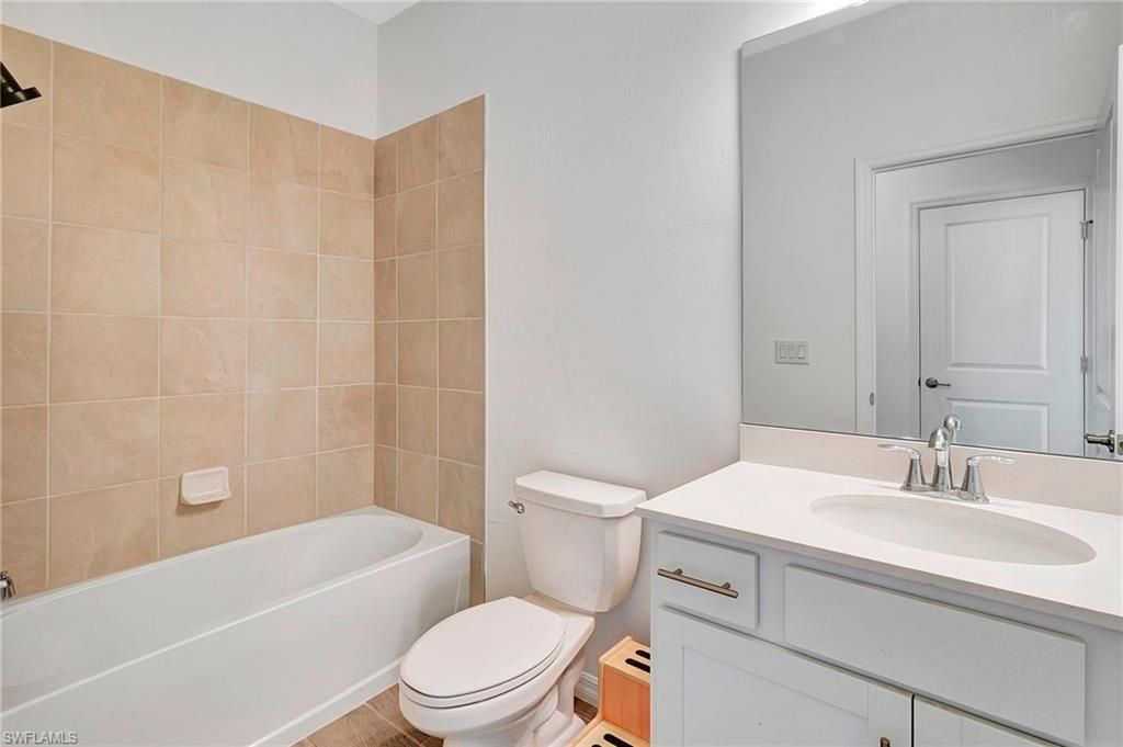 2301 Avocado Ln, Naples, FL 34120 Photo
