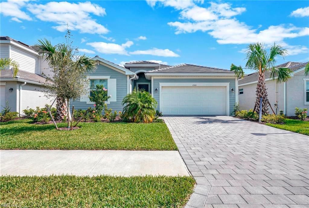 2301 Avocado Ln, Naples, FL 34120 Photo