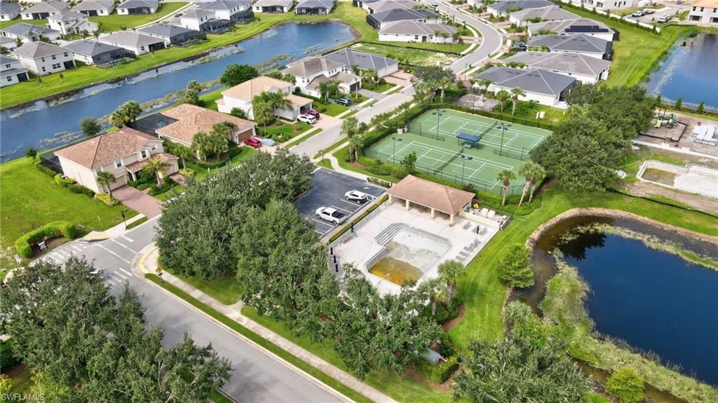 2301 Avocado Ln, Naples, FL 34120 Photo