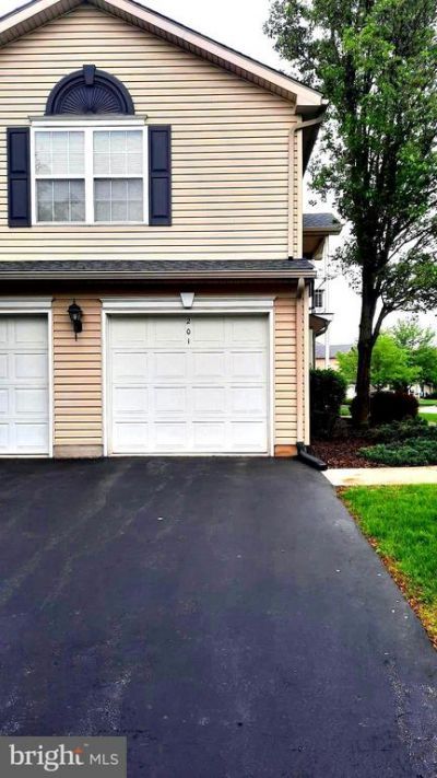 201 Sparrow Road, Hummelstown, PA 17036 Main Photo