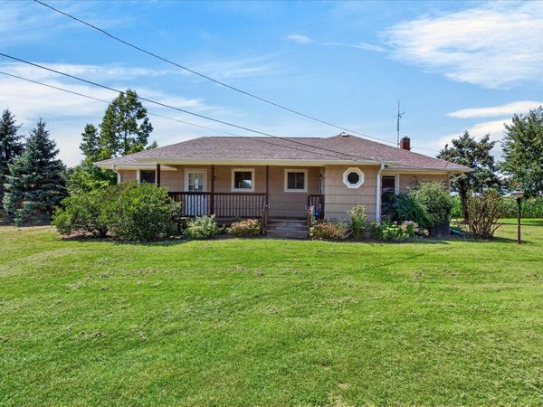 6859 Kruger Road, Three Oaks, MI 49128