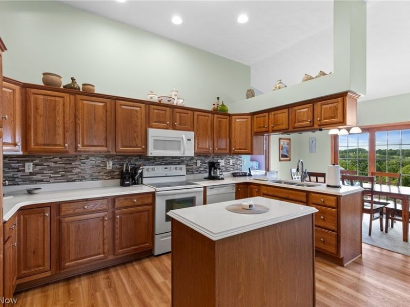 49272 Eagle Drive , East Liverpool, OH 43920 Photo 12