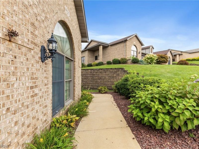 49272 Eagle Drive , East Liverpool, OH 43920 Photo 4